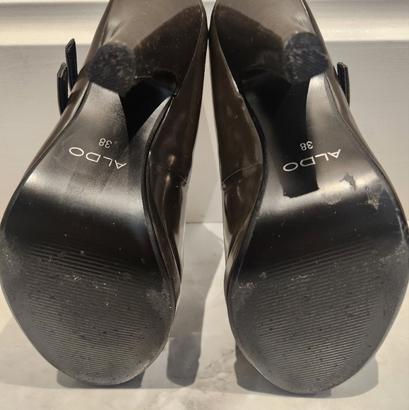 ALDO Vero Cuoio leather Size 38 dark gray high heels with double buckles - Picture 5 of 7